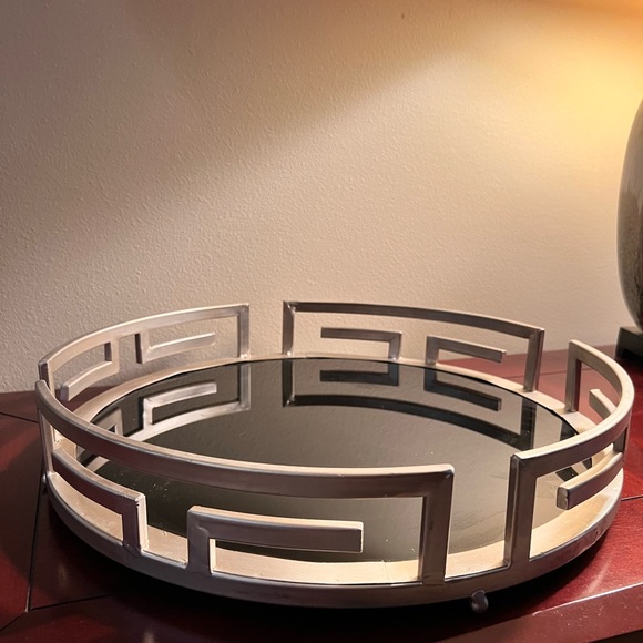 Tahari Home Table Tray Geometric Modern Transitional - Picture 1 of 5